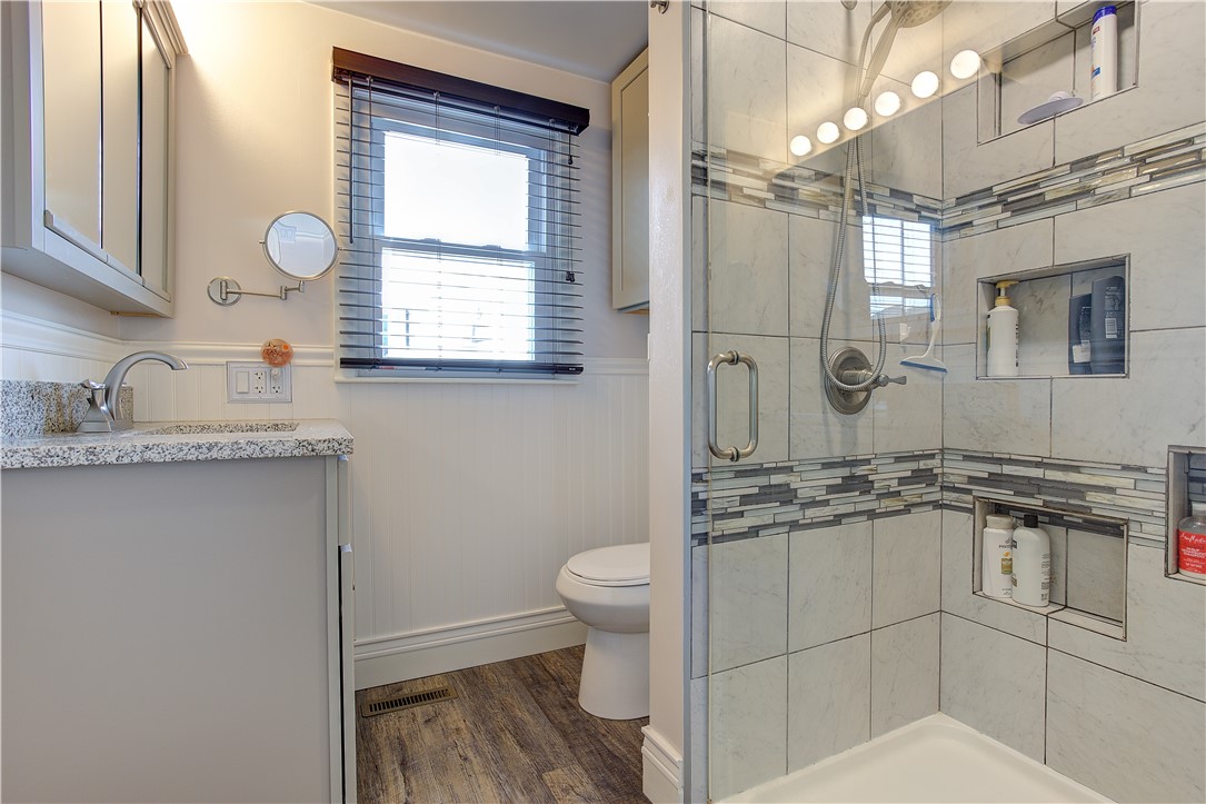 205 Budlong Road Cranston, RI 02920 - Photo 23 of 41