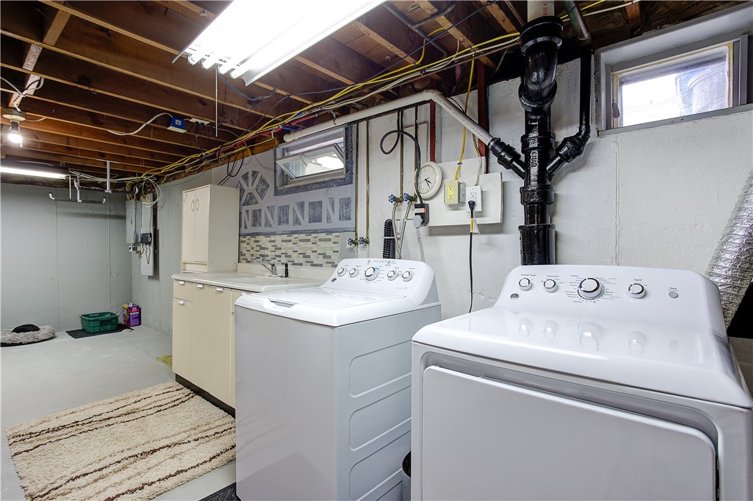 205 Budlong Road Cranston, RI 02920 - Photo 24 of 41