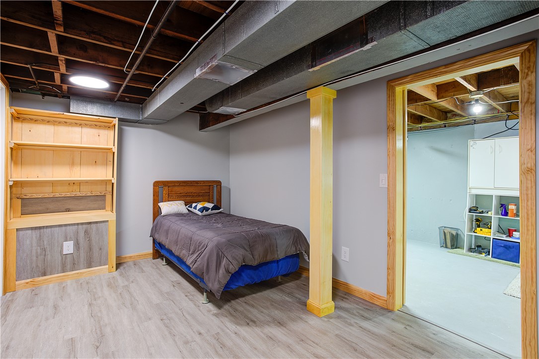 205 Budlong Road Cranston, RI 02920 - Photo 28 of 41