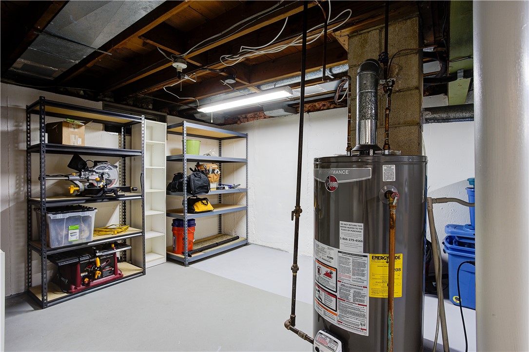 205 Budlong Road Cranston, RI 02920 - Photo 30 of 41