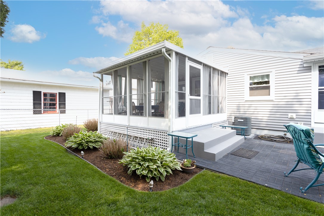 205 Budlong Road Cranston, RI 02920 - Photo 35 of 41