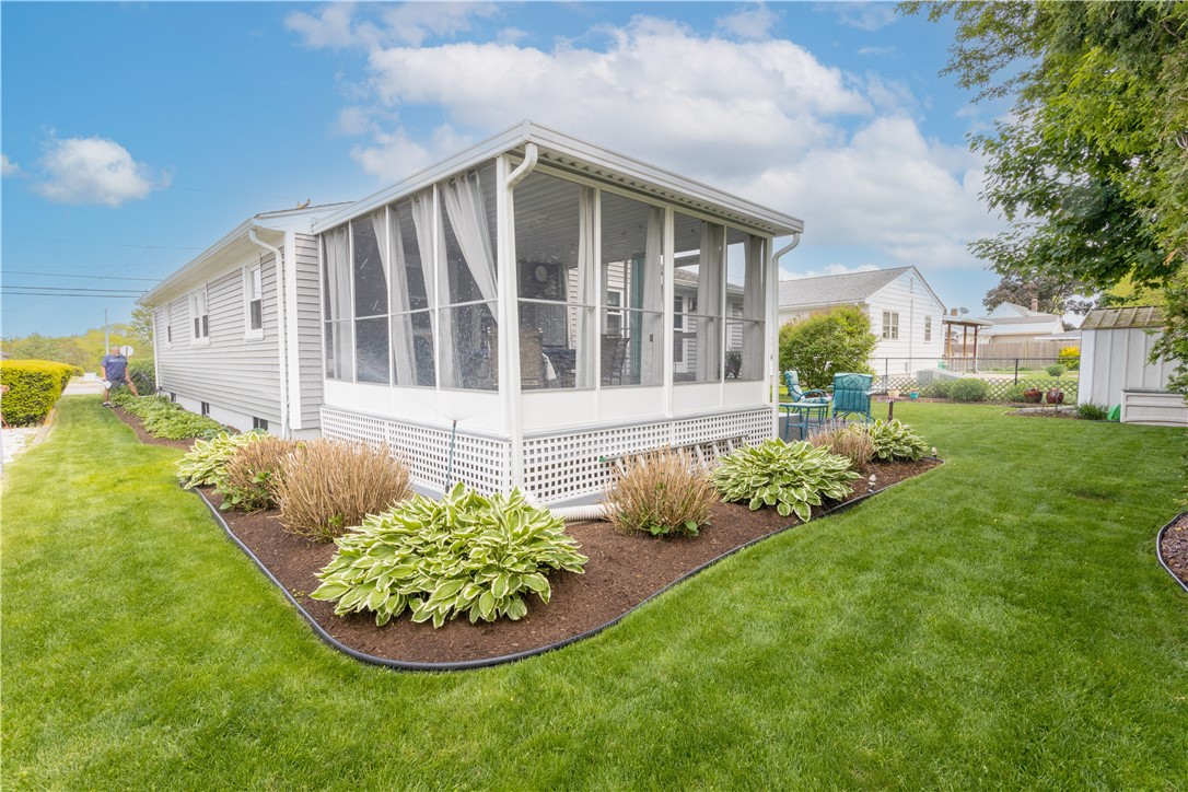 205 Budlong Road Cranston, RI 02920 - Photo 37 of 41