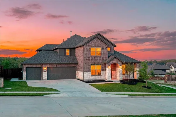 $850,000 | 10713 Smoky Oak Trail, Argyle, TX 76226