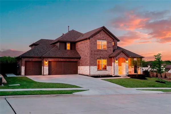 $850,000 | 10713 Smoky Oak Trail, Argyle, TX 76226