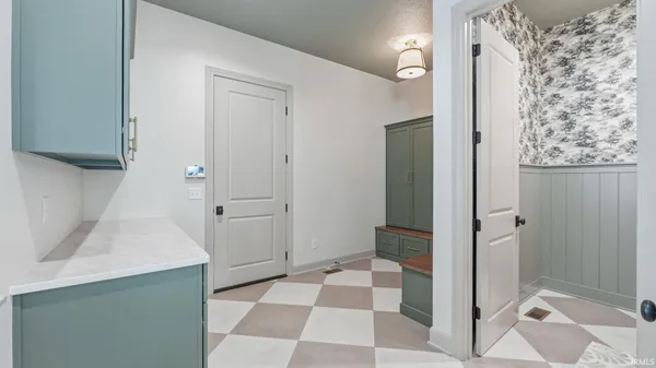 $1,310,000 | 8711 Artemis Lane, Fort Wayne, IN 46825