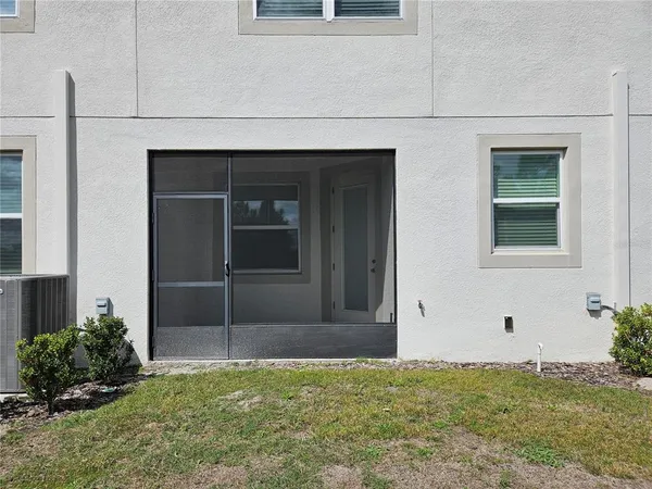 $1,950 | 11294 Cay Spruce Way, San Antonio, FL 33576