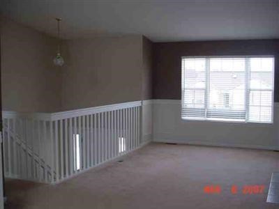 657 Ridgecrest Street Fenton, MI 48430 - Photo 7 of 14 20239400-6.JPG
