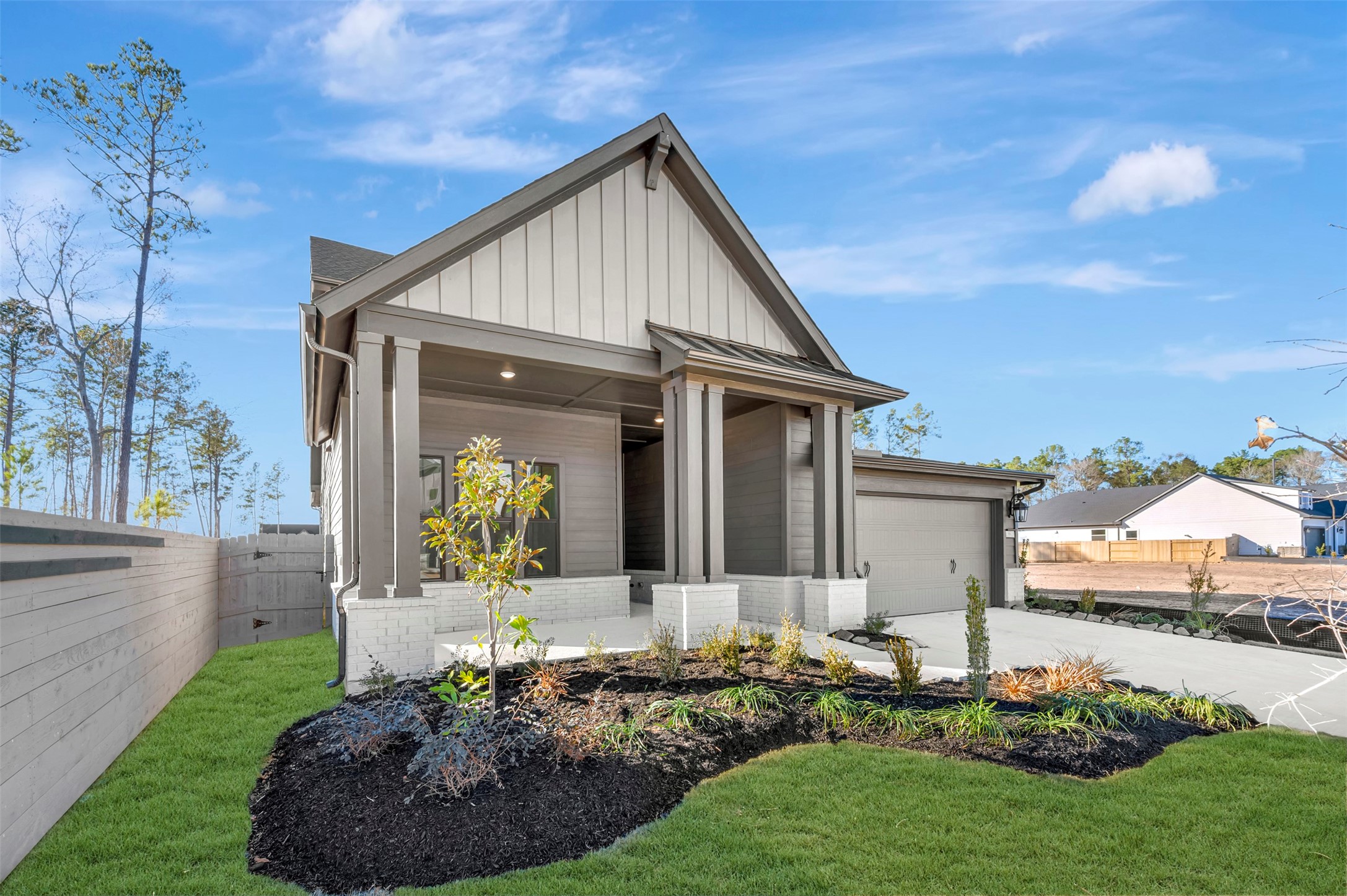18618 Rumba Court Conroe, TX 77302 - Photo 3 of 50 Welcome to The Lavender by David Weekley Homes. Move-In Ready Now!
