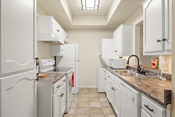 $215,000 | 8511 Westover Court, Unit 241, Granbury, TX 76049