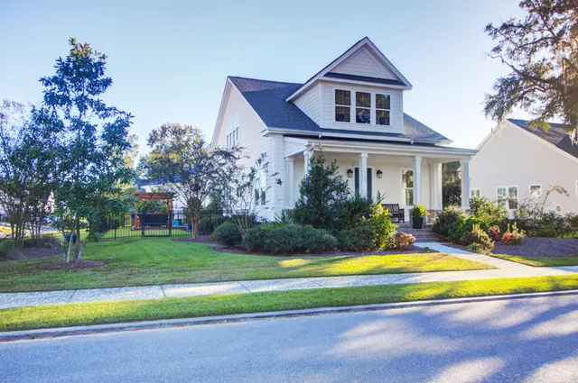 $850,000 | 4010 Berberis Lane, Ravenel, SC 29470