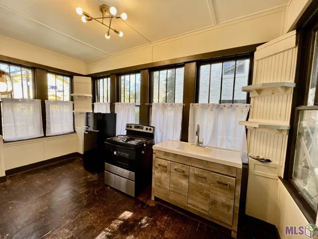 $1,000 | 408 East State Street, Unit A, Baton Rouge, LA 70802