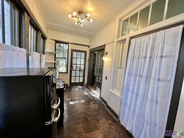 $1,000 | 408 East State Street, Unit A, Baton Rouge, LA 70802