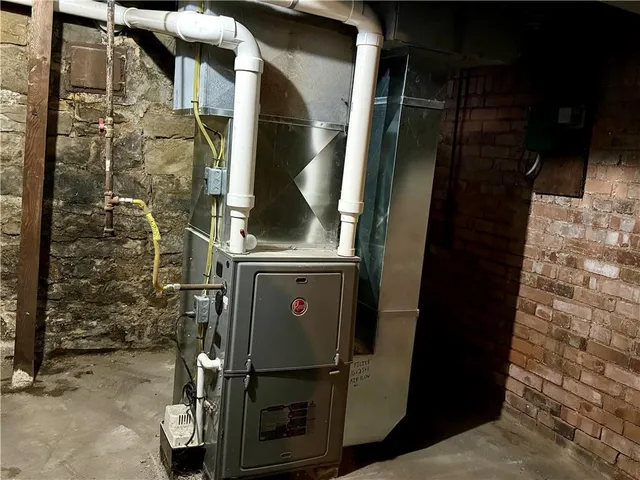 $115,500 | 309 Boyles Avenue, New Castle, PA 16101