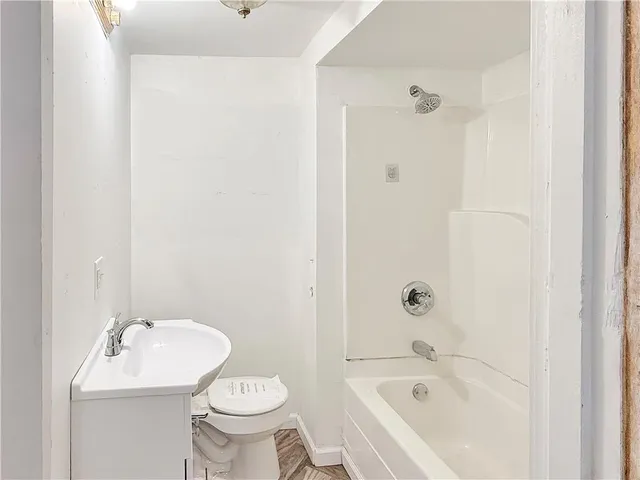 $115,500 | 309 Boyles Avenue, New Castle, PA 16101