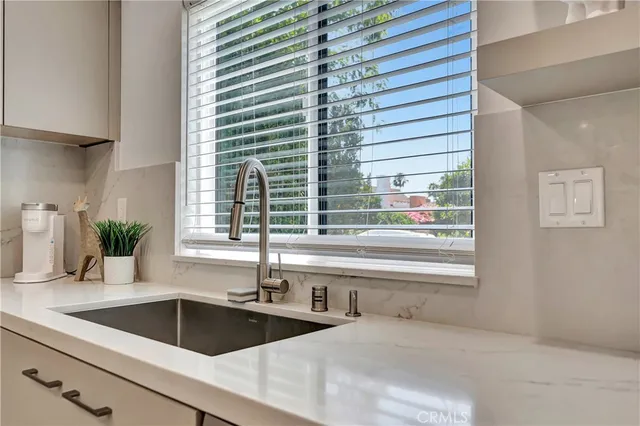 $14,000 | 6743 Colgate Avenue, Los Angeles, CA 90048