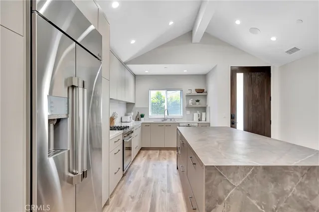 $14,000 | 6743 Colgate Avenue, Los Angeles, CA 90048