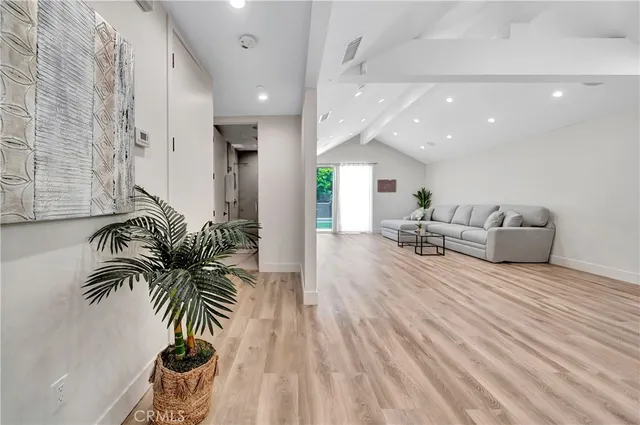 $14,000 | 6743 Colgate Avenue, Los Angeles, CA 90048