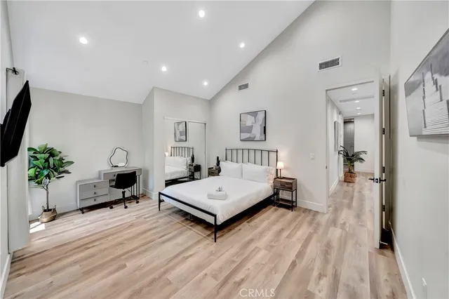 $14,000 | 6743 Colgate Avenue, Los Angeles, CA 90048