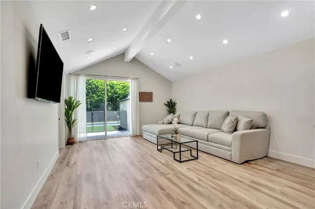 $14,000 | 6743 Colgate Avenue, Los Angeles, CA 90048