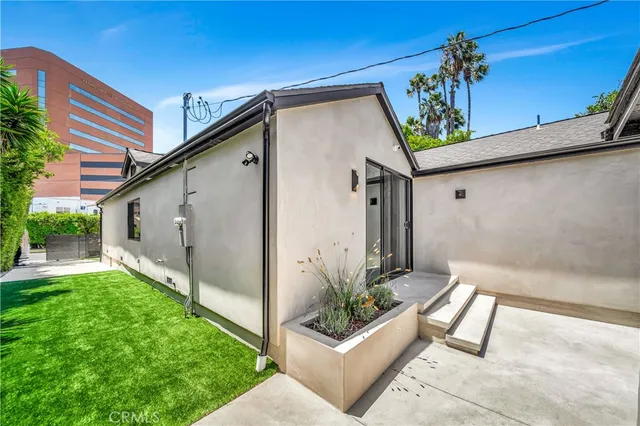 $14,000 | 6743 Colgate Avenue, Los Angeles, CA 90048