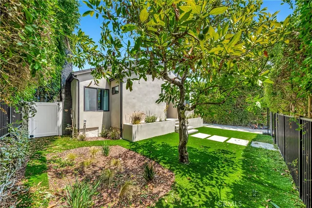 $14,000 | 6743 Colgate Avenue, Los Angeles, CA 90048