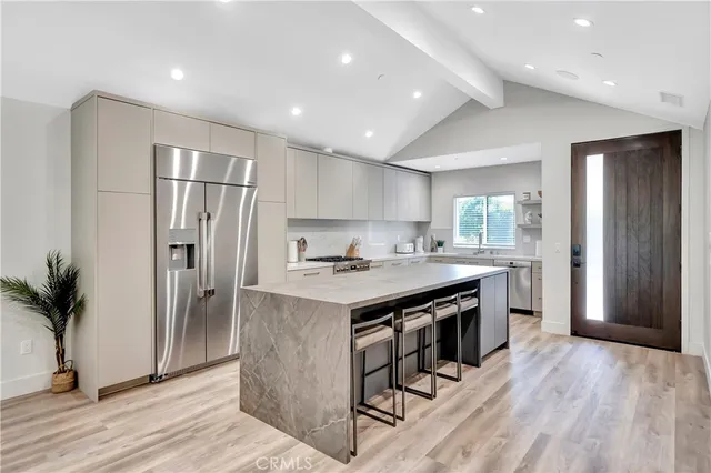 $14,000 | 6743 Colgate Avenue, Los Angeles, CA 90048