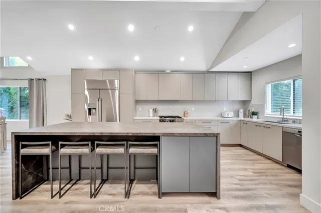 $14,000 | 6743 Colgate Avenue, Los Angeles, CA 90048