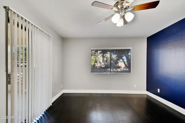 $2,245 | 5104 North 32nd Street, Unit 122, Phoenix, AZ 85018