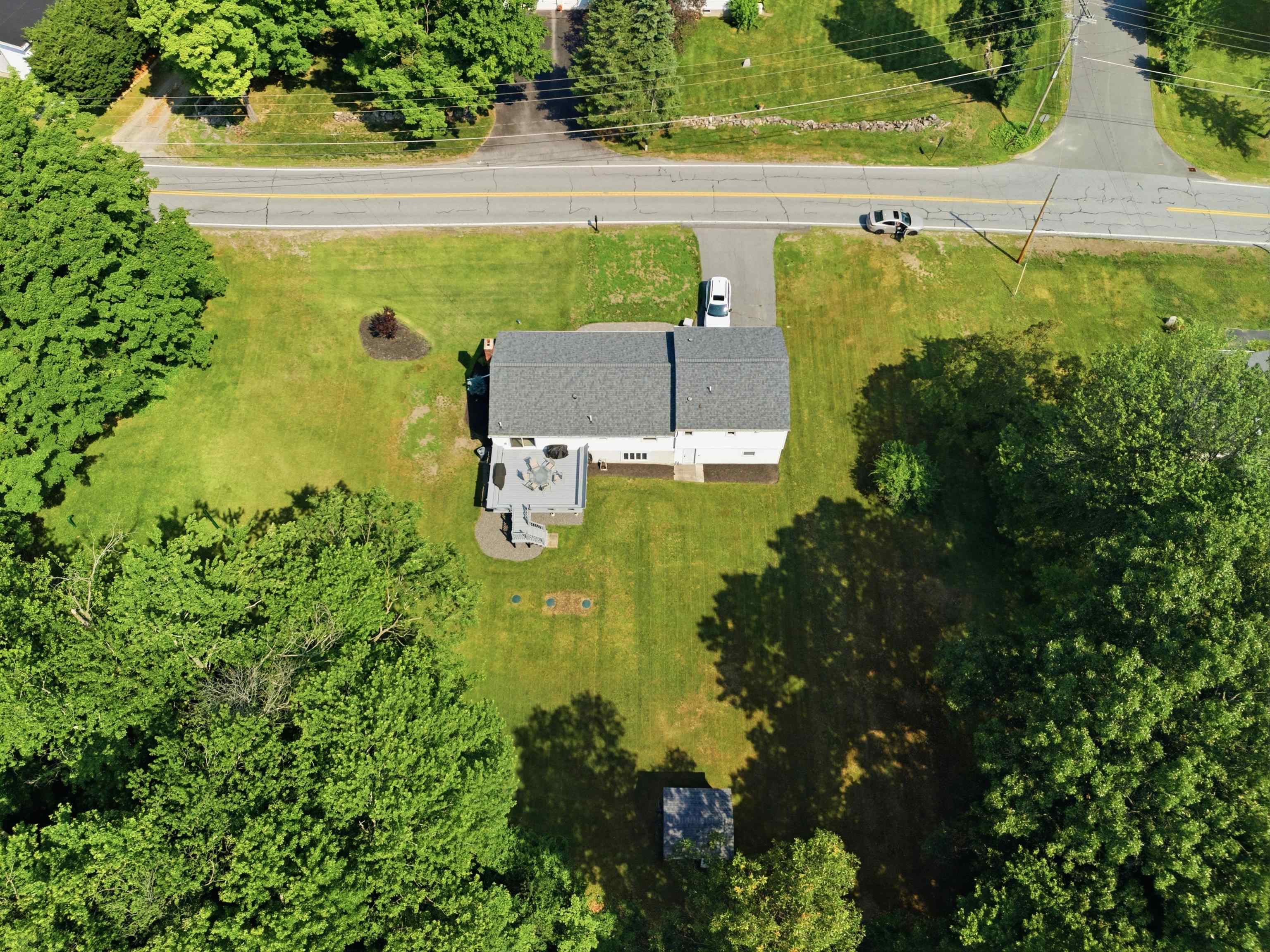 68 Jericho Road Pelham, NH 03076 - Photo 37 of 40