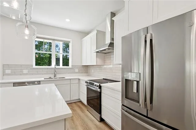 $2,000 | 745 Carroll Street, Unit F, Mandeville, LA 70448