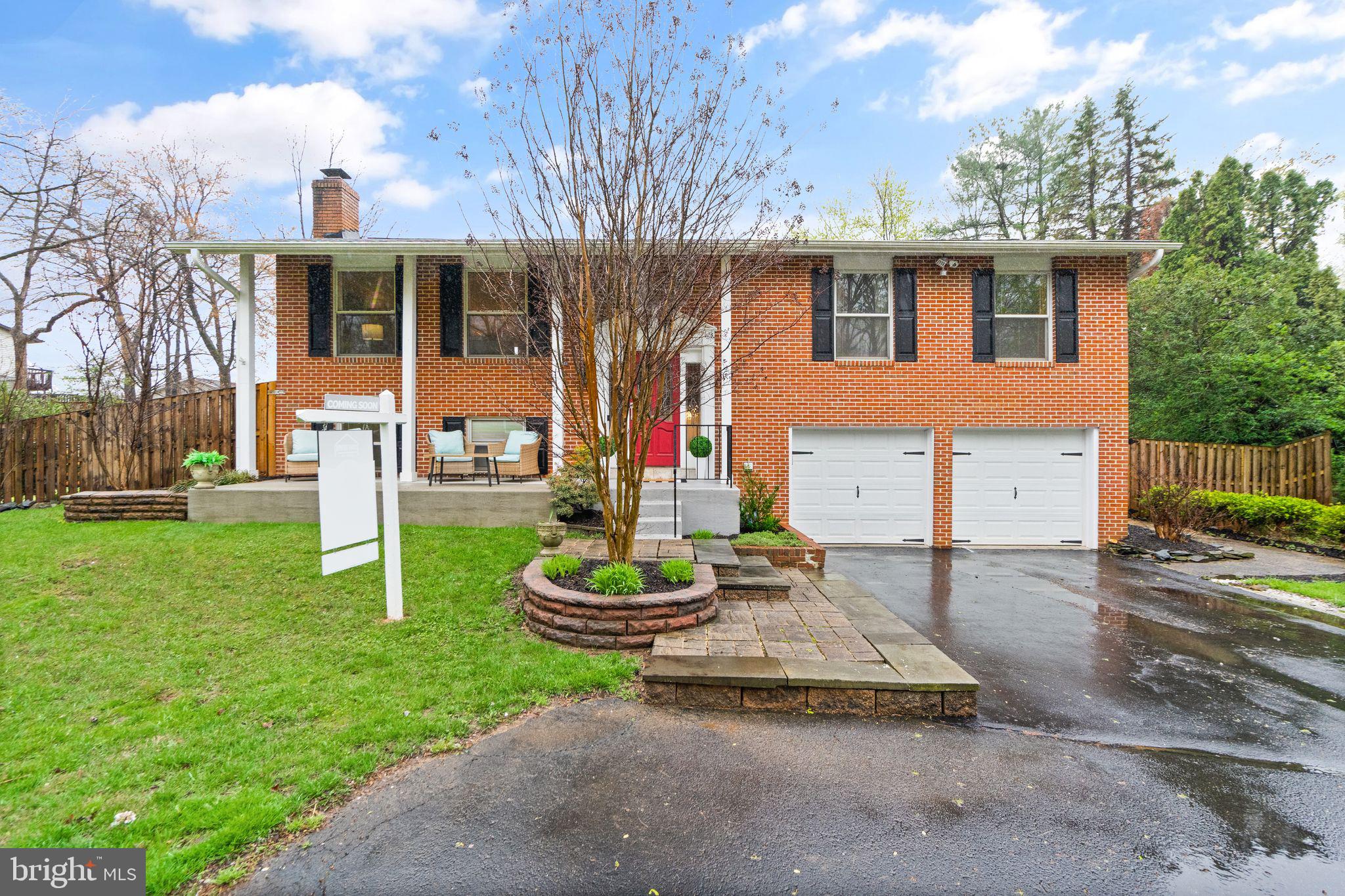 6901 Raspberry Plain Place Springfield, VA 22153 - Photo 3 of 55