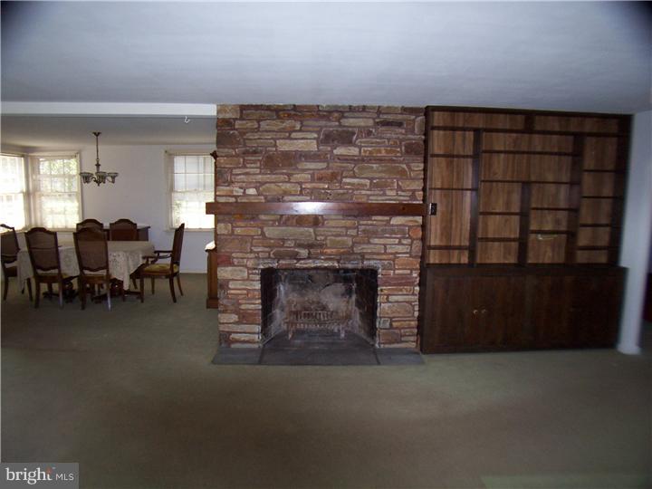 404 Johnson Road Horsham, PA 19044 - Photo 6 of 14 Gallery Image 6