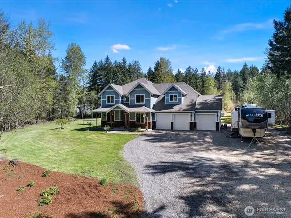 $899,000 | 39603 18th Avenue South, Roy, WA 98580