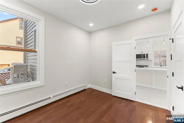 $1,250,000 | 633 Lafayette Avenue, Hawthorne, NJ 07506