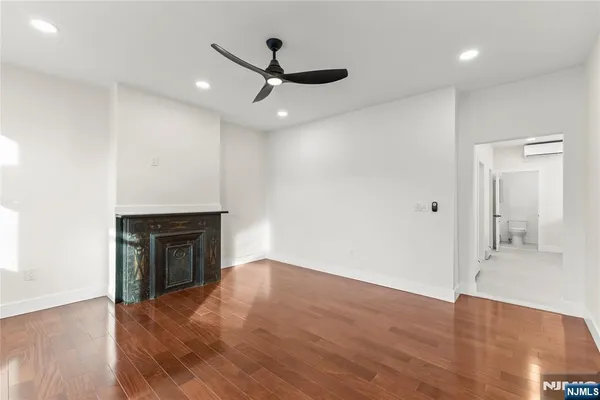 $1,250,000 | 633 Lafayette Avenue, Hawthorne, NJ 07506