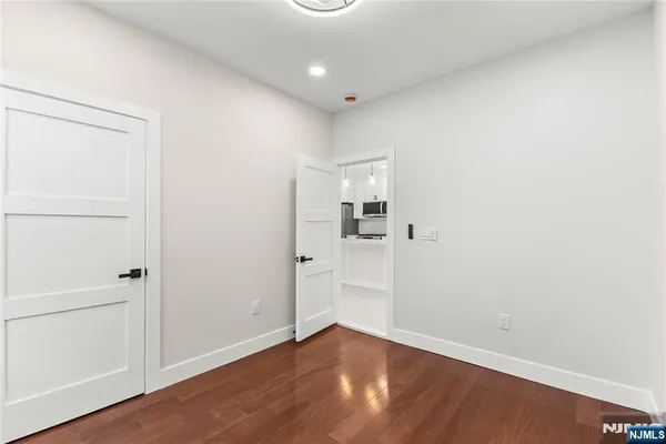 $1,250,000 | 633 Lafayette Avenue, Hawthorne, NJ 07506