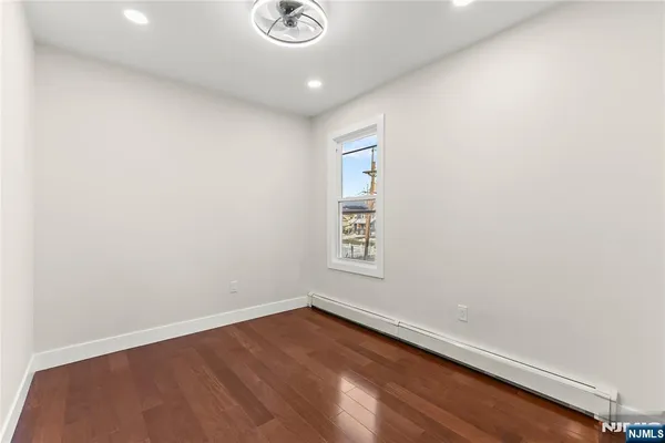 $1,250,000 | 633 Lafayette Avenue, Hawthorne, NJ 07506