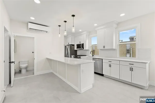 $1,250,000 | 633 Lafayette Avenue, Hawthorne, NJ 07506