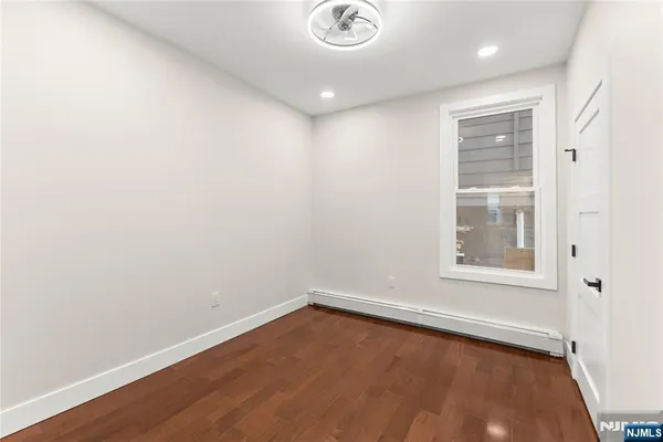$1,250,000 | 633 Lafayette Avenue, Hawthorne, NJ 07506