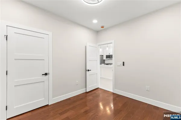 $1,250,000 | 633 Lafayette Avenue, Hawthorne, NJ 07506