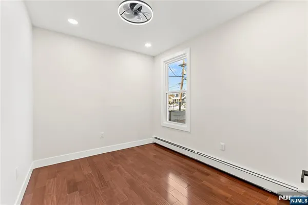 $1,250,000 | 633 Lafayette Avenue, Hawthorne, NJ 07506