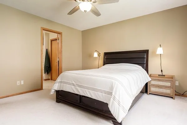 $324,900 | 537 Byrnes Drive, Rockton, IL 61072