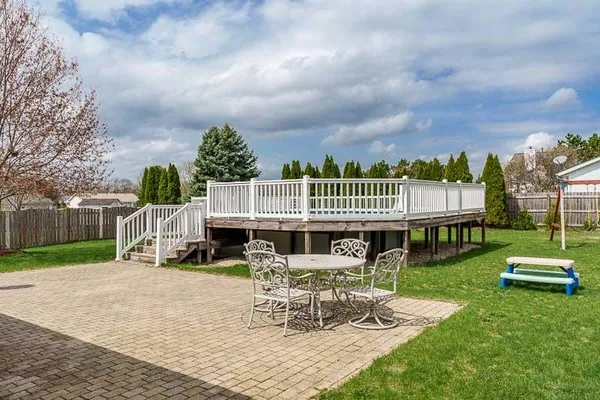 $324,900 | 537 Byrnes Drive, Rockton, IL 61072