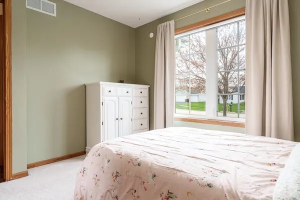 $324,900 | 537 Byrnes Drive, Rockton, IL 61072