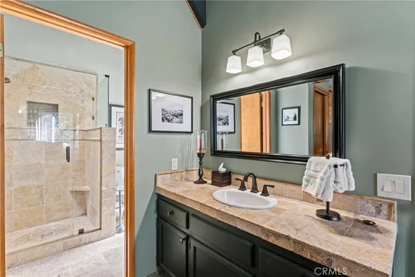 $719,500 | 27169 Ironwood Lane, Lake Arrowhead, CA 92352