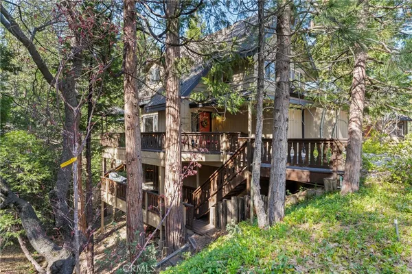 $719,500 | 27169 Ironwood Lane, Lake Arrowhead, CA 92352