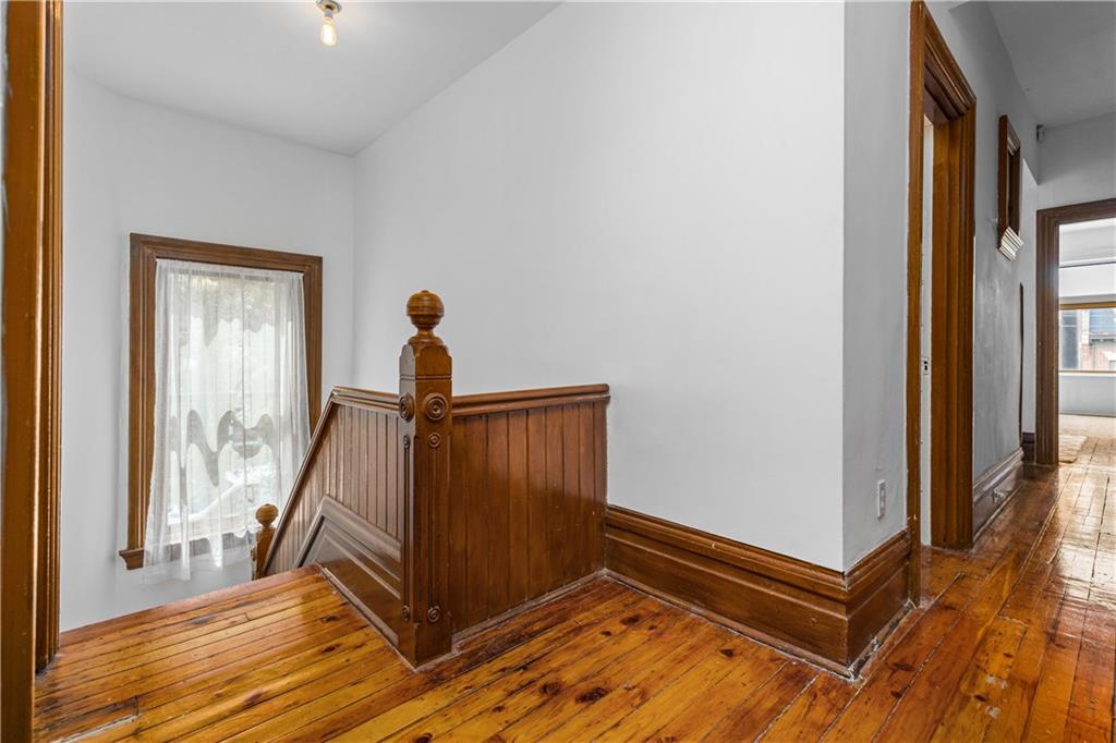 243 Fisk Street Pittsburgh, PA 15201 - Photo 23 of 34 a view of a livingroom with gym equipment