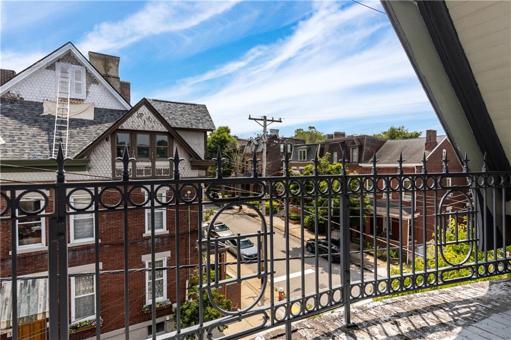 243 Fisk Street Pittsburgh, PA 15201 - Photo 31 of 34 a view of a balcony with city view