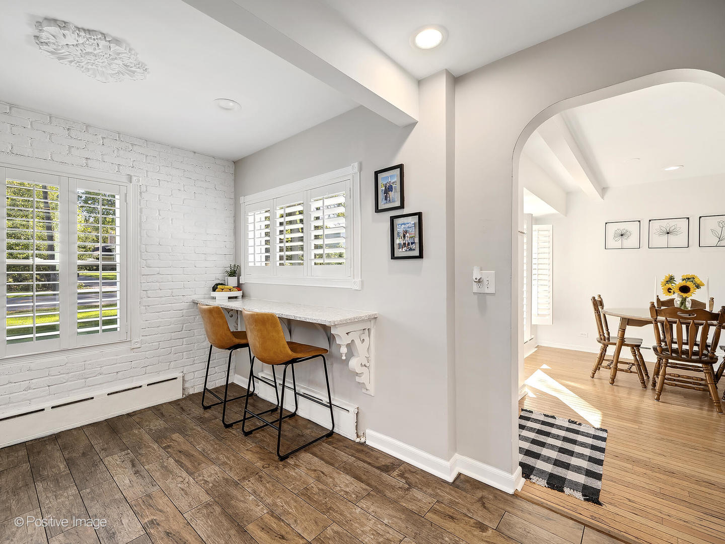 4732 Roslyn Road Downers Grove, IL 60515 - Photo 8 of 24 Gallery Image 8