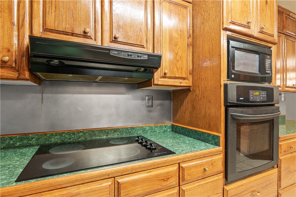 211 Varvarosky Road Deville, LA 71328 - Photo 7 of 38